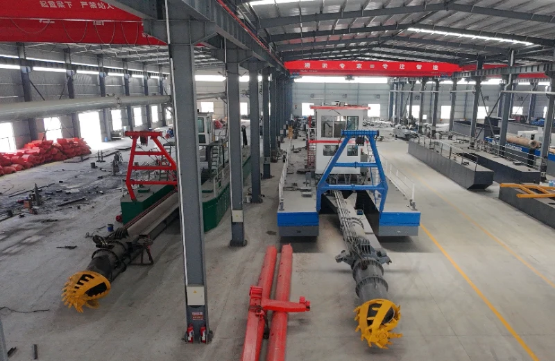 Qingzhou Jinqi Mining Machinery Co., Ltd. a officiellement lancé le service d'achat et de vente de dragues suceuses à désagrégateur d'occasion.